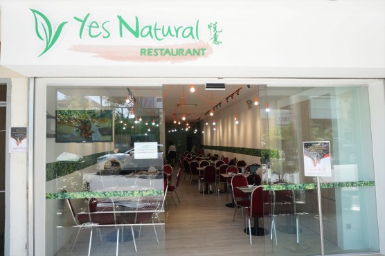 シンガポール　オーガニックレストラン　Yes Natural No MSG　動物性不使用